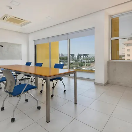 アパートホテル Uc Hall