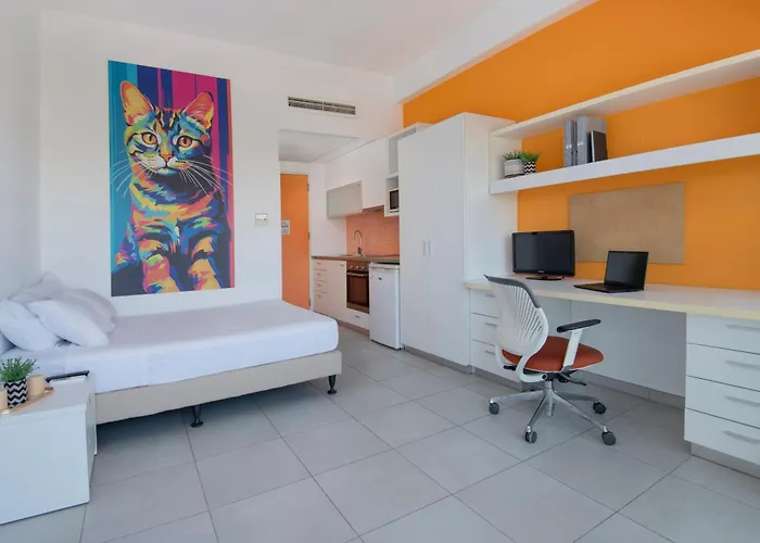 Uc赫尔住宅酒店 3*