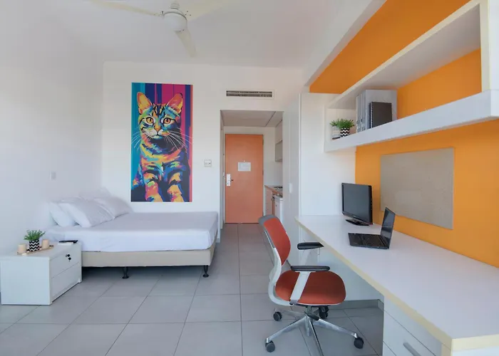 Uc赫尔住宅酒店 3* 尼科西亚